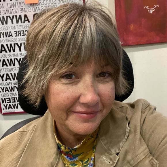 Meet your Posher, Stacey - Picture 1 of 1